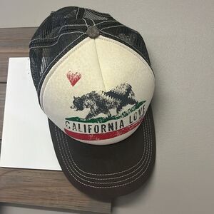Billabong California Love Baseball Adjustable Hat Grey Nature Bear